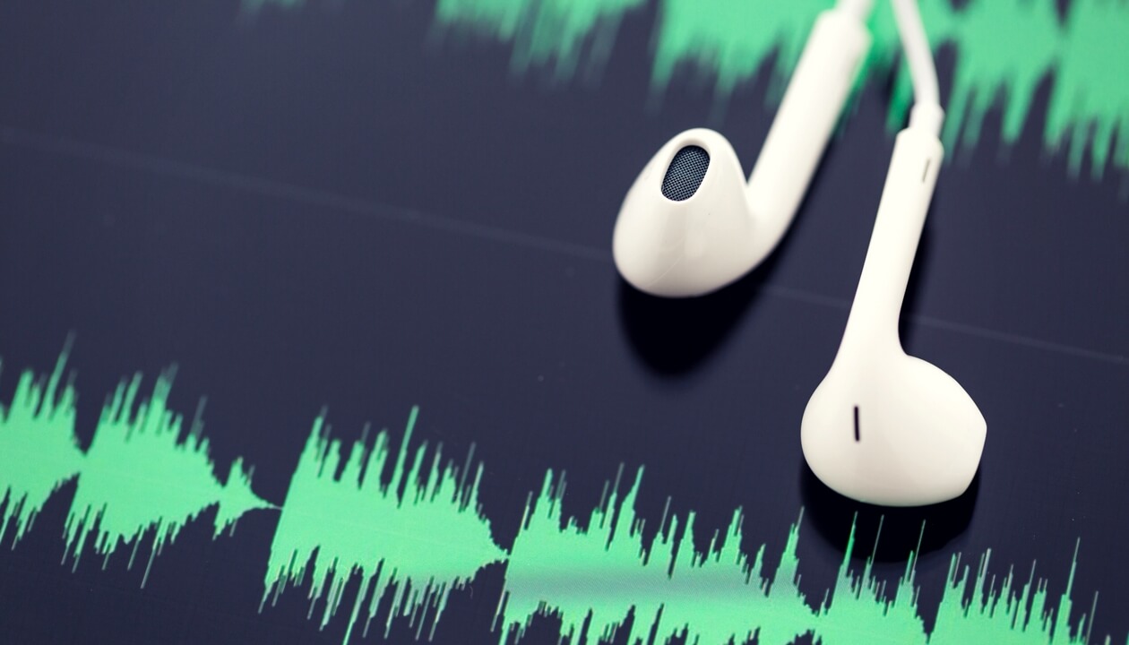 5 Best Podcasts Created By and For Amazon FBA Sellers